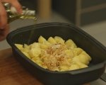 Картофи с чубрица и маслини 3