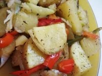 Картофи със зеленчуци
