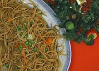 Спагети със зеленчуци по китайски