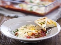 Печени яйца със сос „Маринара“