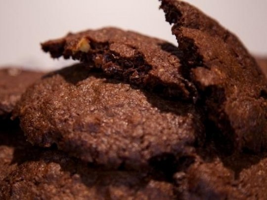 Хрупкави шоколадови бисквити