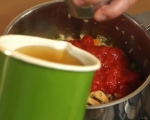 Крем супа с боб и домати 2