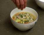 Пилешка супа с тиквички 7