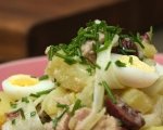 Салата от картофи, яйца и дроб от треска 8