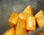 Пържени картофи с пикантен сос (пататас бравас) 2