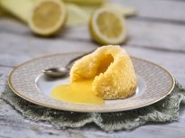 Лимонов лава кейк