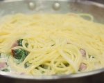 Спагети със салам и спанак 8