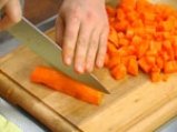 Морковена супа с къри