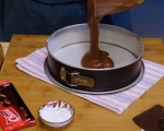 Шоколадова торта с кокос 7