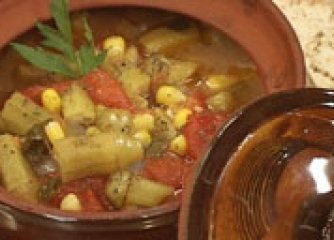 Супа от бамя с царевица и домати