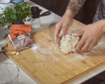 Домашни пърленки с чесън и масло 3