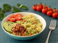 Паста с гуакамоле