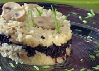 Каубойски черен ориз с гъби
