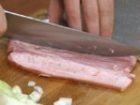 Свински пържоли с кисело зеле за микровълнова фурна