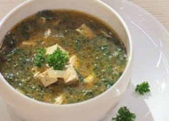Супа от коприва с тофу