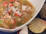 Супа с морски деликатеси и манатарки