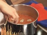 Пилешки кюфтенца с доматен сос и спагети 6