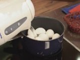 Мариновани яйца с копър