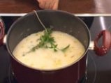 Лучена супа с праз и топено сирене 9