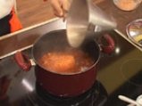 Супа от червена леща с маслинени кротончета 5