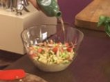 Зеленчукова салата с калмари и ризони 7