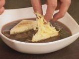 Френска лучена супа 7
