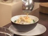 Китайска супа с оризово фиде 