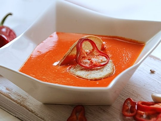 Супа от червени чушки