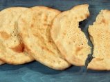 Таджикски хляб нон