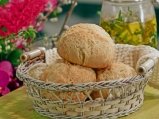 Хлебчета с мътеница и пармезан