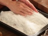 Пъстърва в сол с дип от артишок 2
