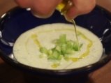 Студена супа от краставици и козе сирене 4