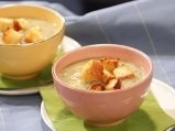 Карфиолена супа с горчичени крутони