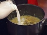 Млечна картофена супа с бекон 2